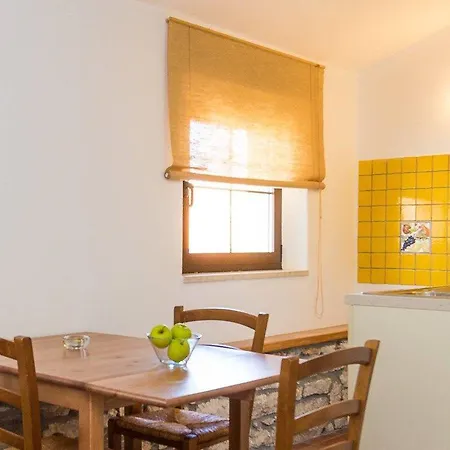 Hervat Apartamento Premantura